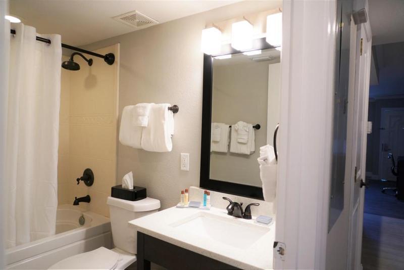 Hawthorn Suites By Wyndham Kissimmee Gateway Eksteriør billede