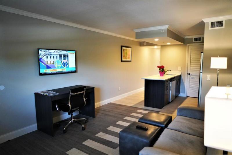 Hawthorn Suites By Wyndham Kissimmee Gateway Eksteriør billede
